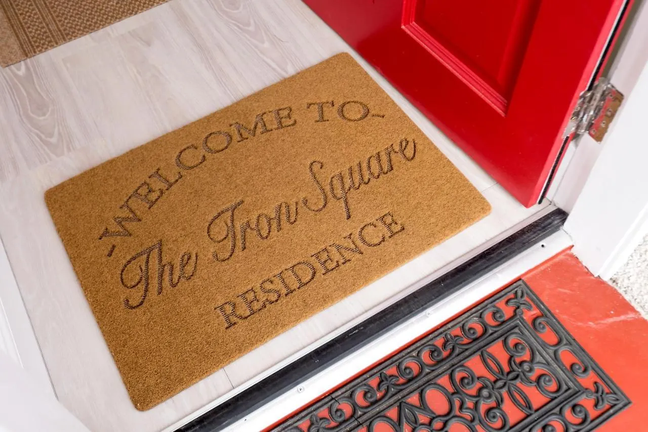 The Tron Square Residence Edinburgh Apartment